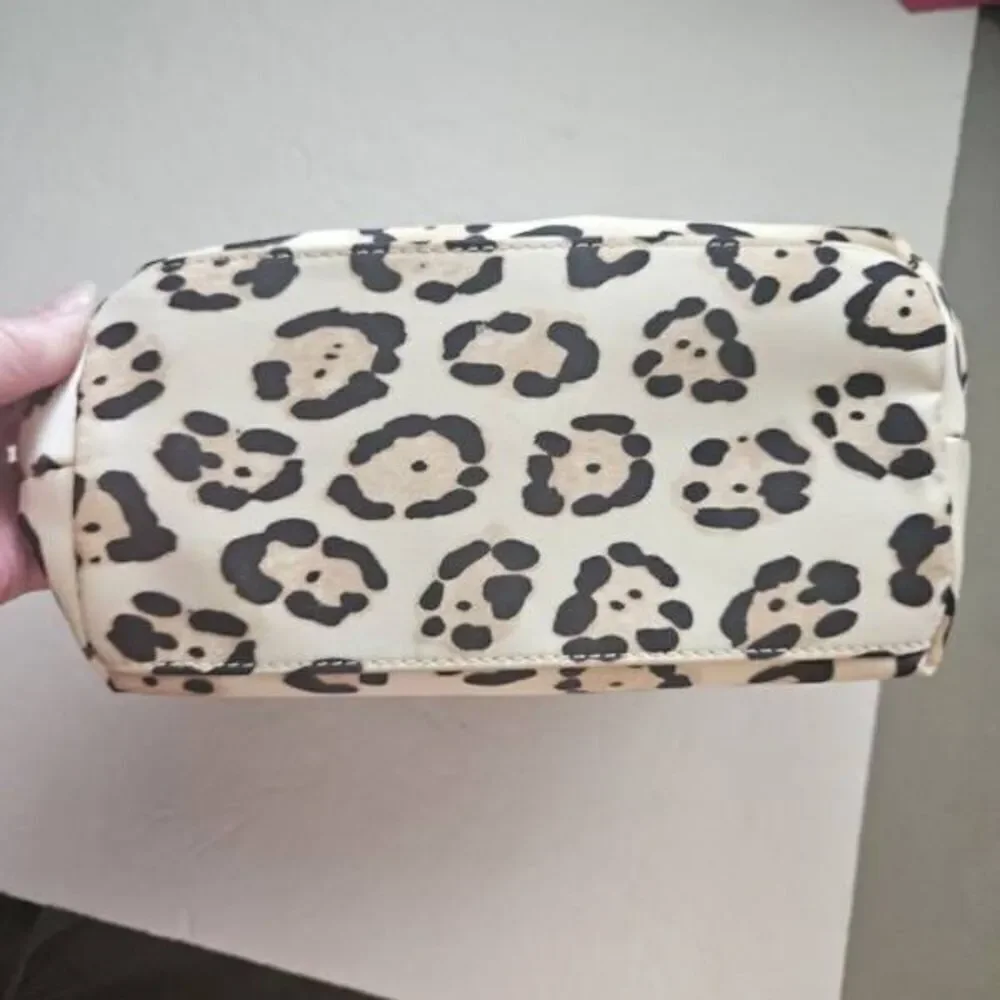 DOONEY AND BOURKE‎ SMALL CROSSBODY SATCHEL